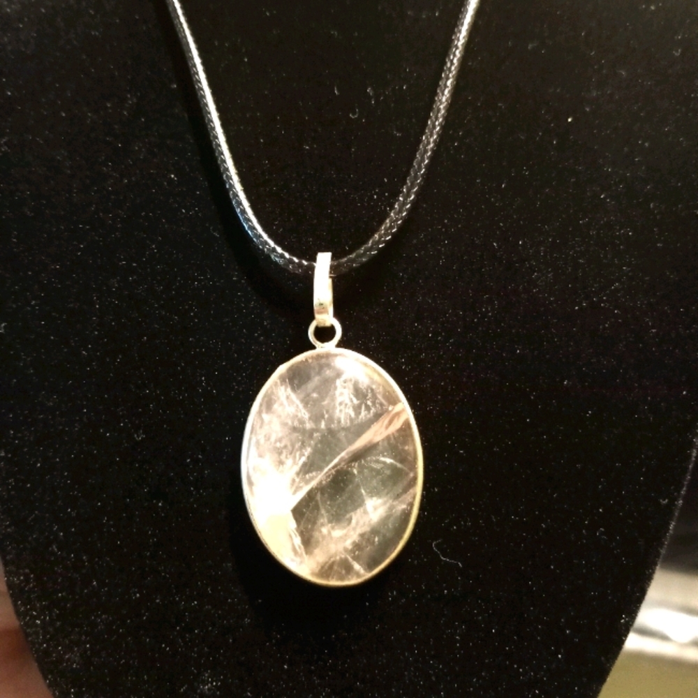 Rose Quartz pendant necklace